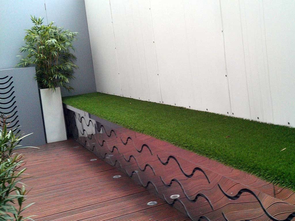 Cladding Garden wall and side cladded